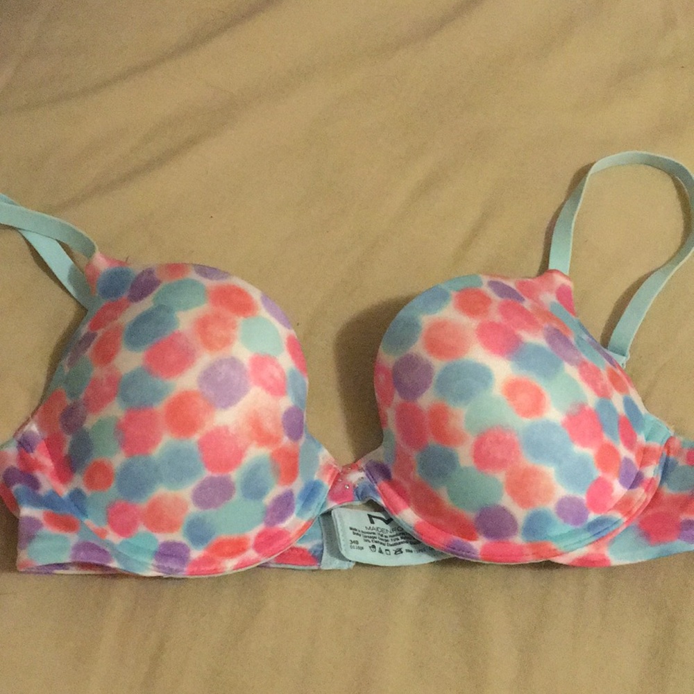 NEW Maidenform bra